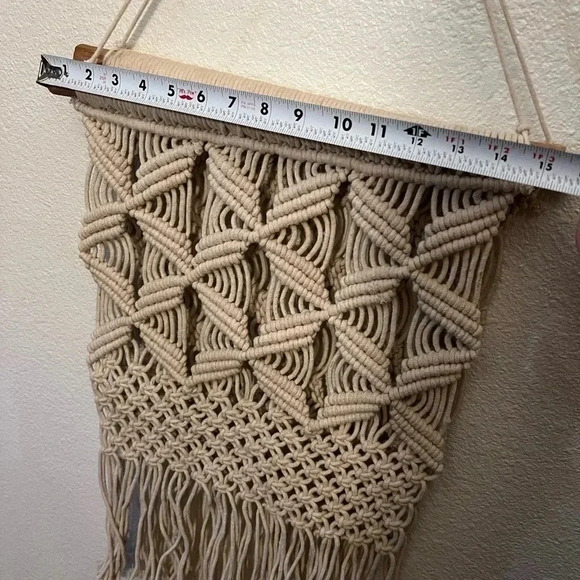 Macrame decor 2 of the same, both included in price - Picture 2 of 7